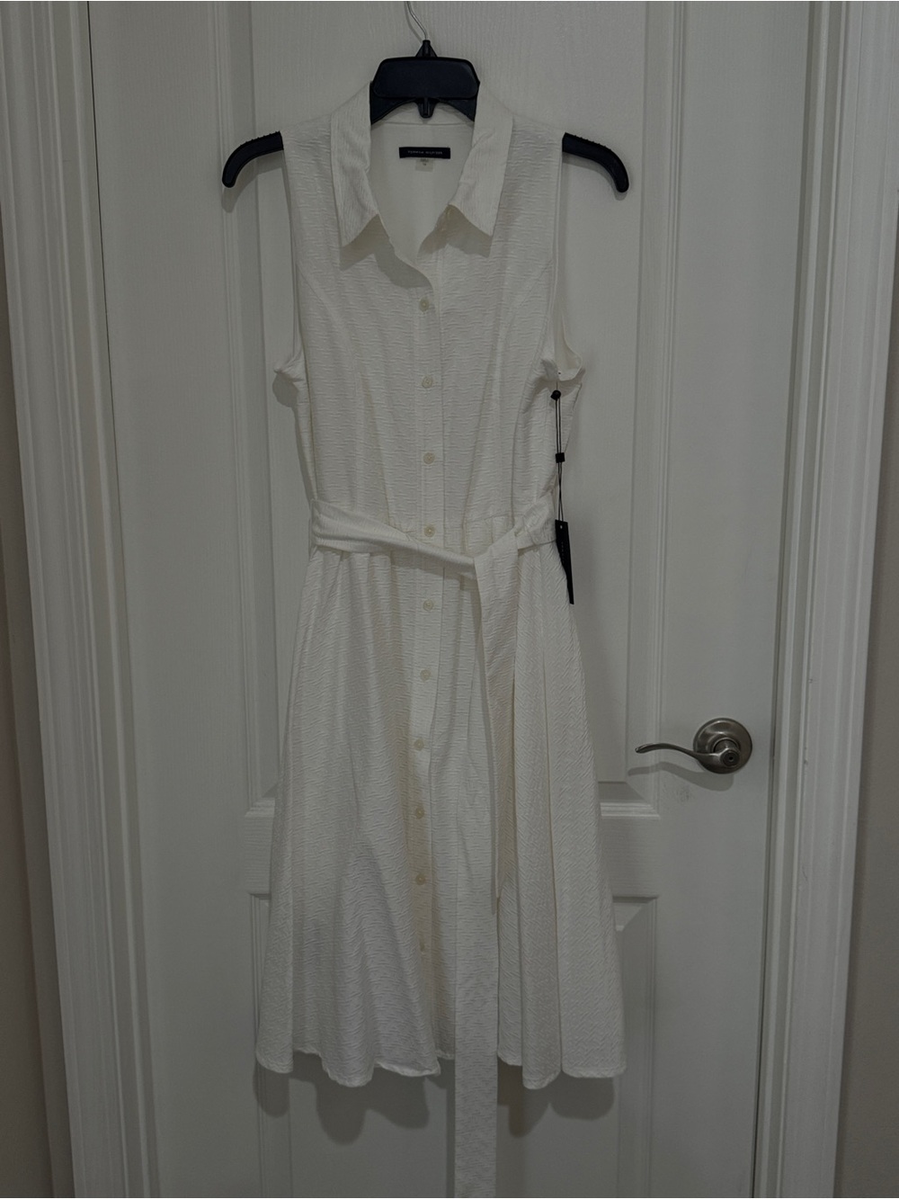 NWT Tommy Hilfiger Sleeveless White Button-Front Midi Dress with Tie Belt